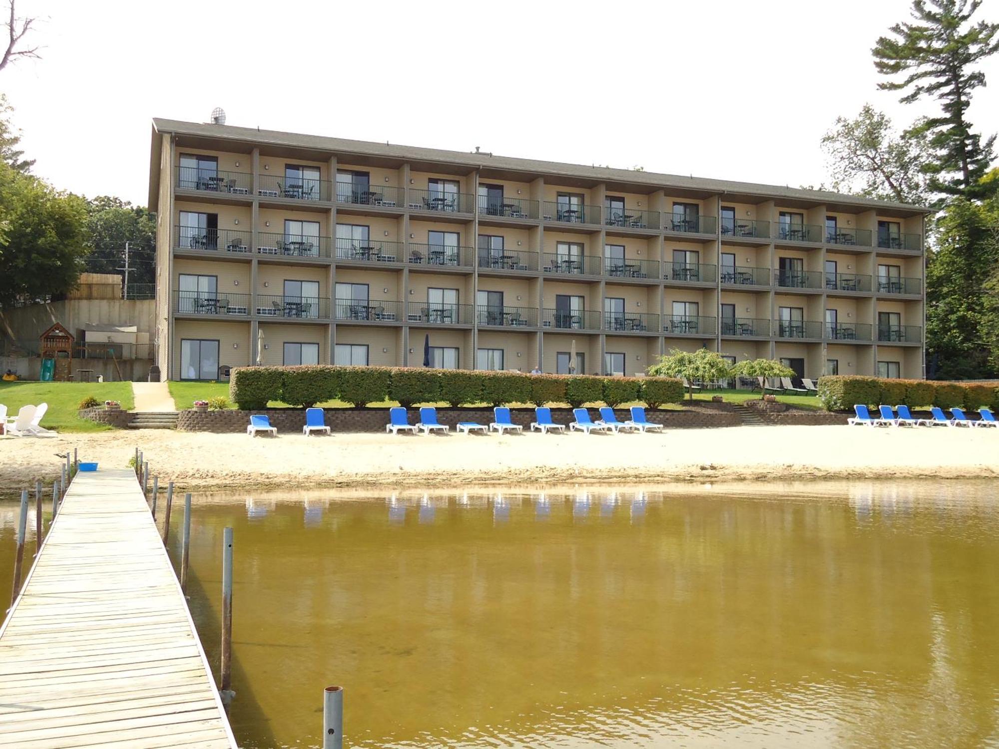 Beachfront Hotel Houghton Lake Eksteriør bilde