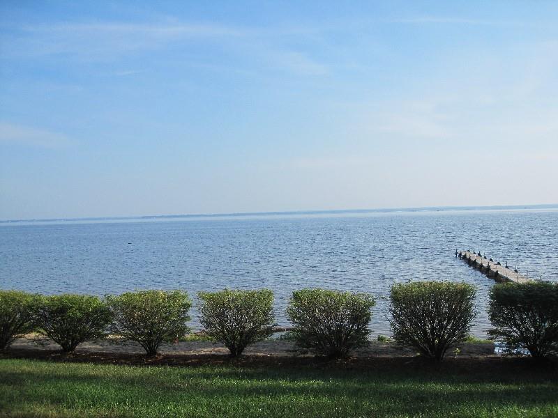 Beachfront Hotel Houghton Lake Natur bilde